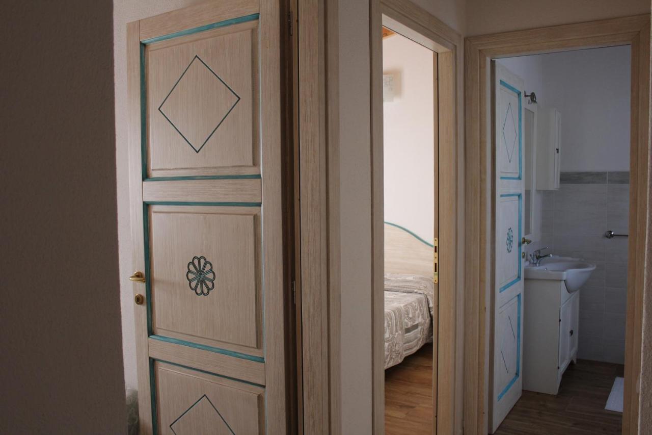 Casa Vacanze Sisuledda Орозеи Экстерьер фото