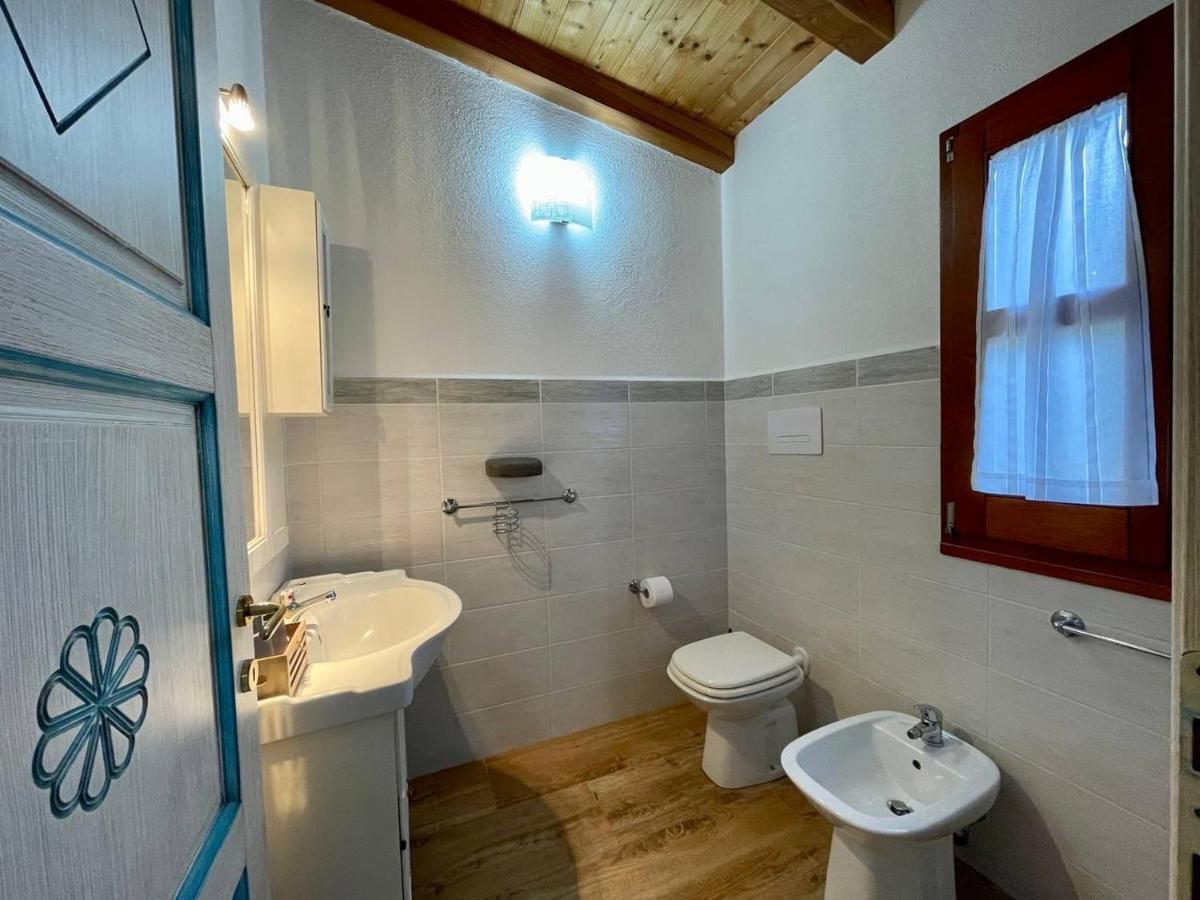 Casa Vacanze Sisuledda Орозеи Экстерьер фото